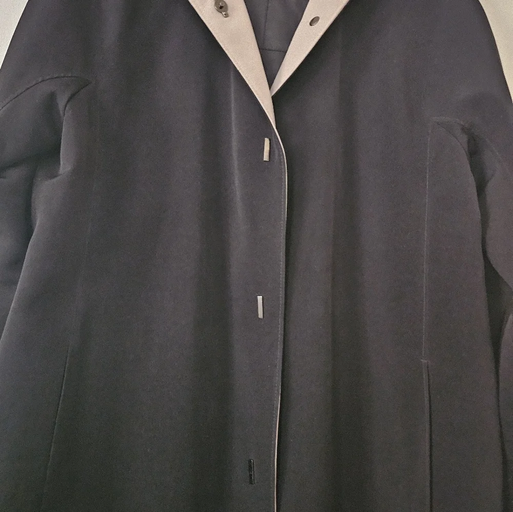 Jacket - Picture 8 of 9